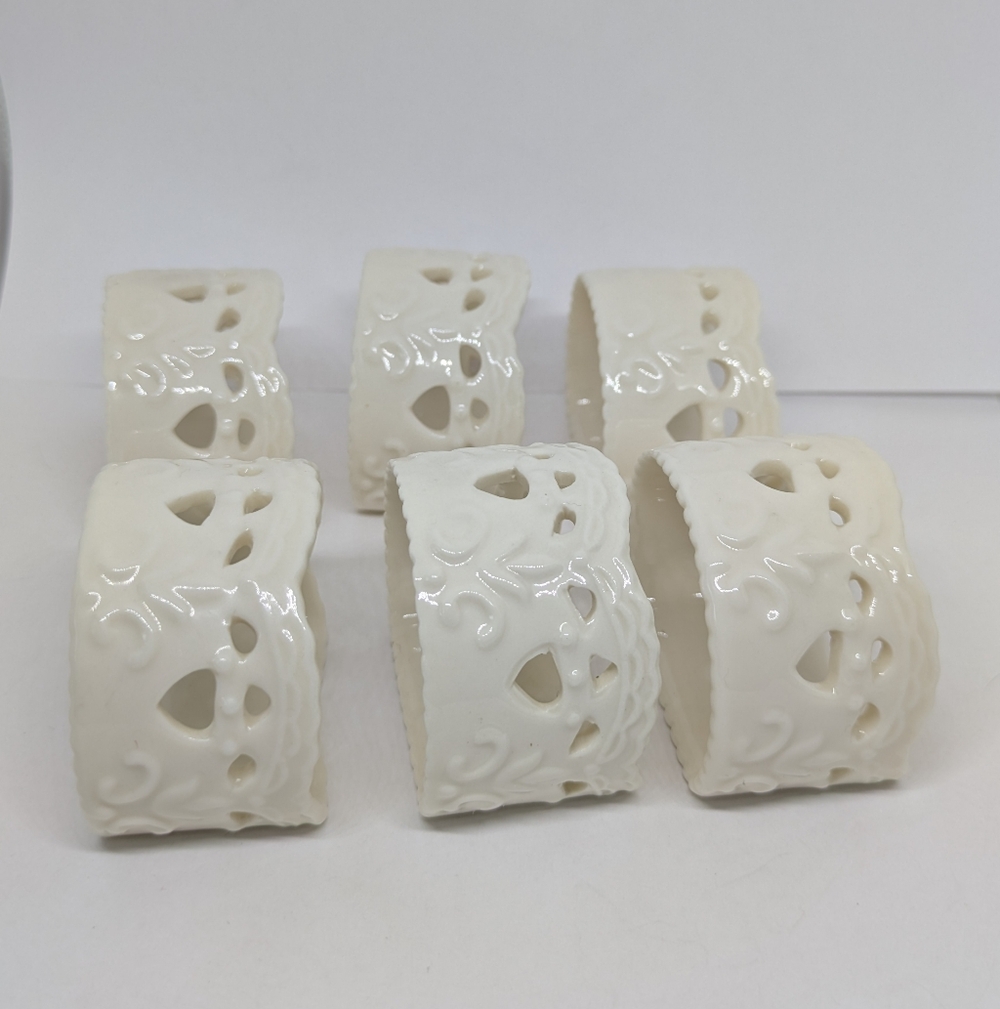 6 Skye McGhie Pretty Porcelain Napkin Rings Cream Lace Cottagecore Tableware